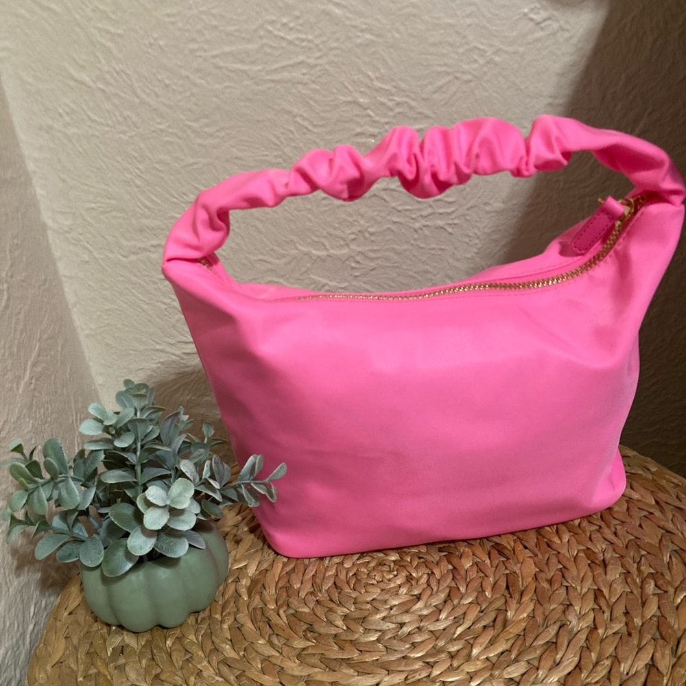 NWOT Stoney Clover Lane Classic Scrunch bag with gold zipper detail.